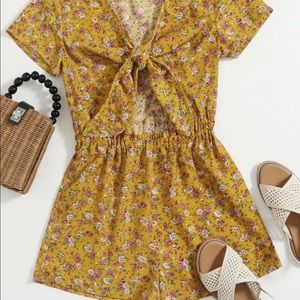 Shein Front Tie Romper - never been worn